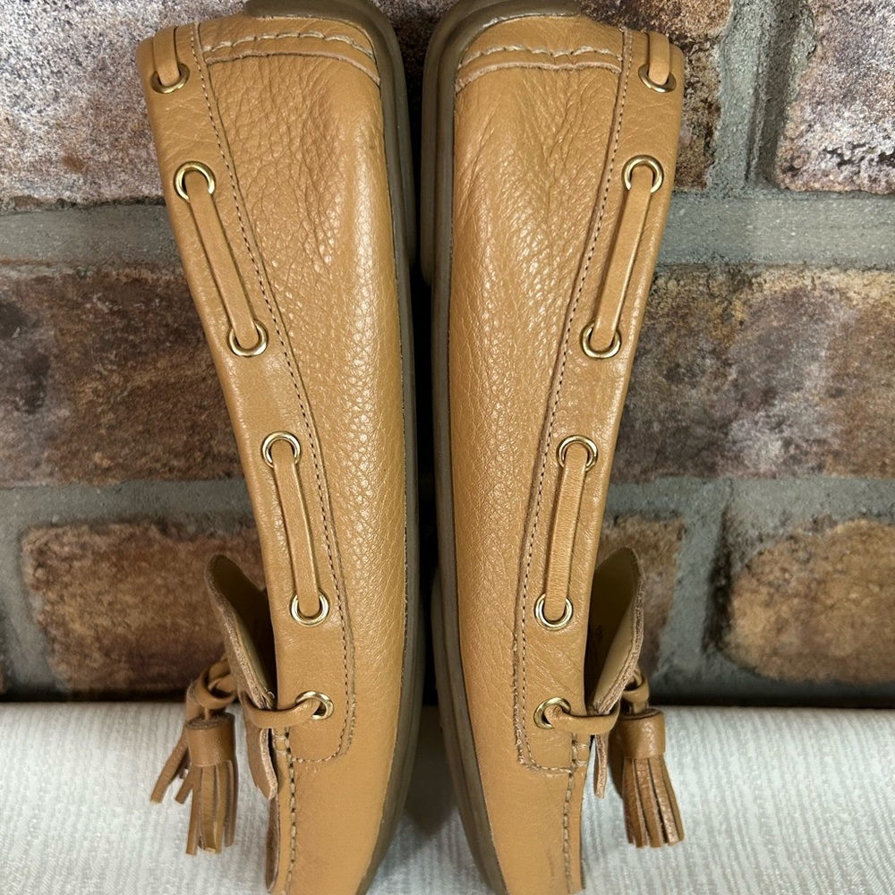 TALBOTS “Everson” Driving Moccasins Camel Pebble Leather - Picture 6 of 13